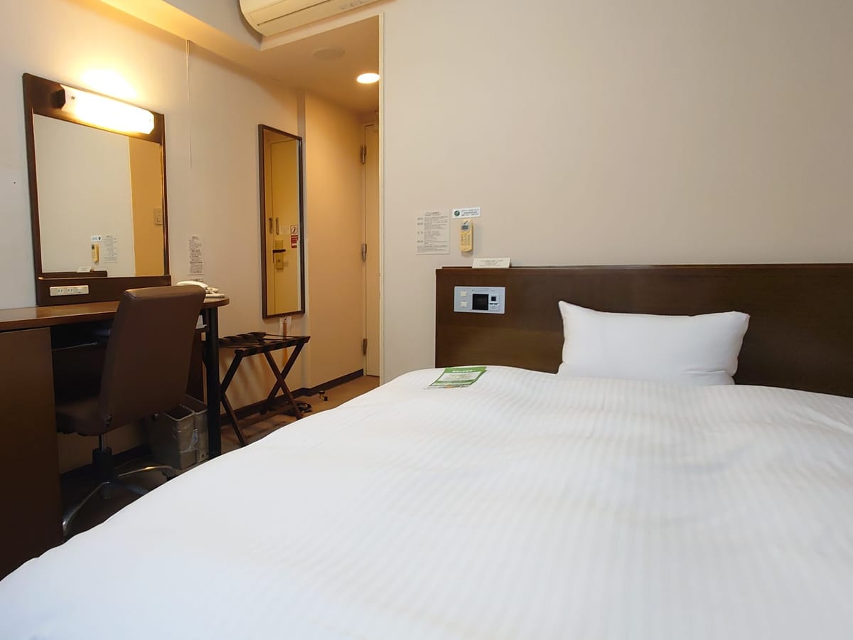 ホテルルートイン青森中央インター ◆加熱式たばこ専用◆ シングルルーム