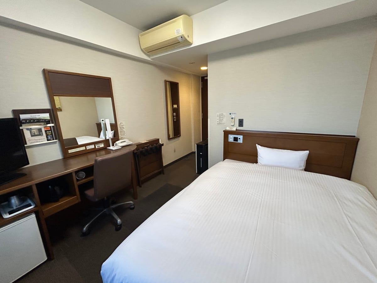 ホテルルートイン名古屋栄 ◆加熱式たばこ専用◆ シングルルーム
