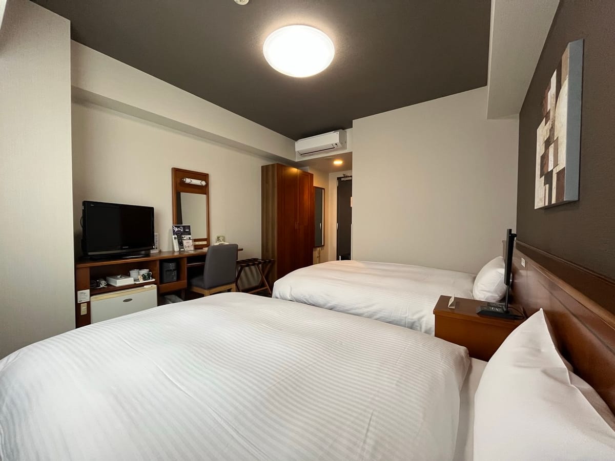 ホテルルートイン美川インター 喫煙 ツインルーム