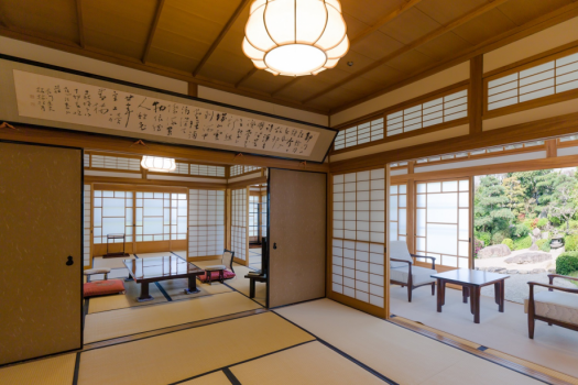萩の宿 常茂恵 総檜造りの特別室「貴賓室・花王」　8帖+8帖+14帖（1階庭園側、禁煙）
