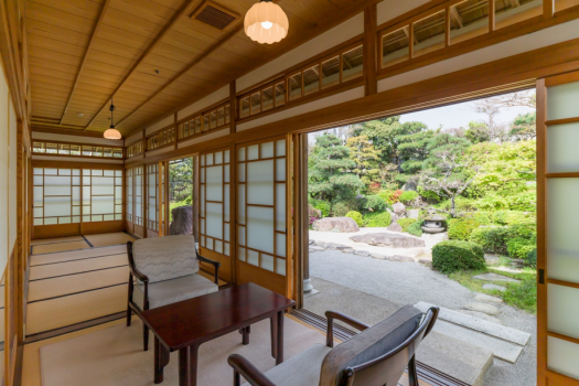 萩の宿 常茂恵 総檜造りの特別室「貴賓室・花王」　8帖+8帖+14帖（1階庭園側、禁煙）