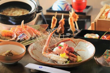 御宿コトブキ 【冬一番人気】タグ付松葉ガニ付！冬の味覚が会席で楽しめる「カニ囲炉裏会席プラン」快眠セラピー付