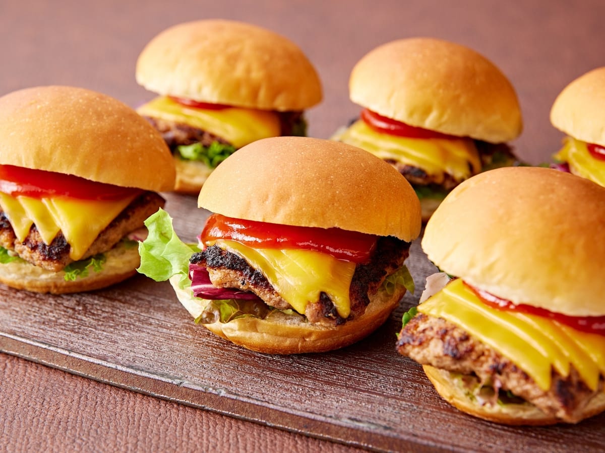 アパホテル＆リゾート＜大阪なんば駅前タワー＞ 【朝食（ブランチ）ビュッフェ付き】テーマパークビュッフェ体験○2階17CLUB