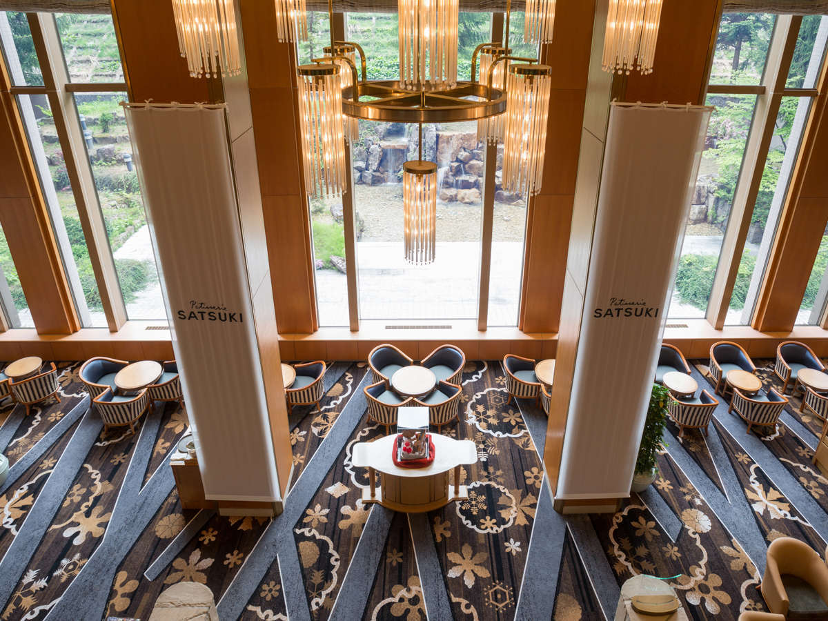 ＮＡＳＰＡニューオータニ リフト乗り放題！ ＜朝食付＞