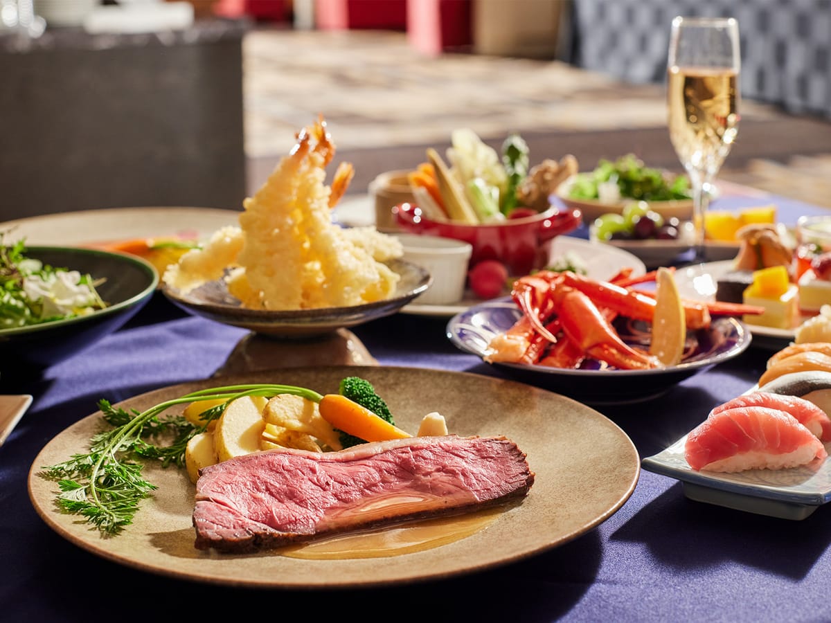 ＮＡＳＰＡニューオータニ リフト乗り放題！ 伝統のローストビーフ＆蟹･握り寿司が食べ放題＜ビュッフェ＞