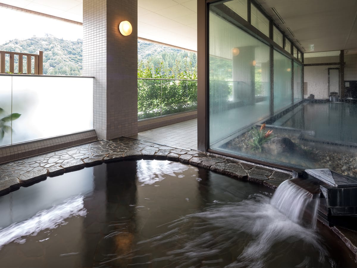 ＮＡＳＰＡニューオータニ ＜素泊まり＞24時までチェックインOK！250坪の温泉大浴場で疲れをリフレッシュ