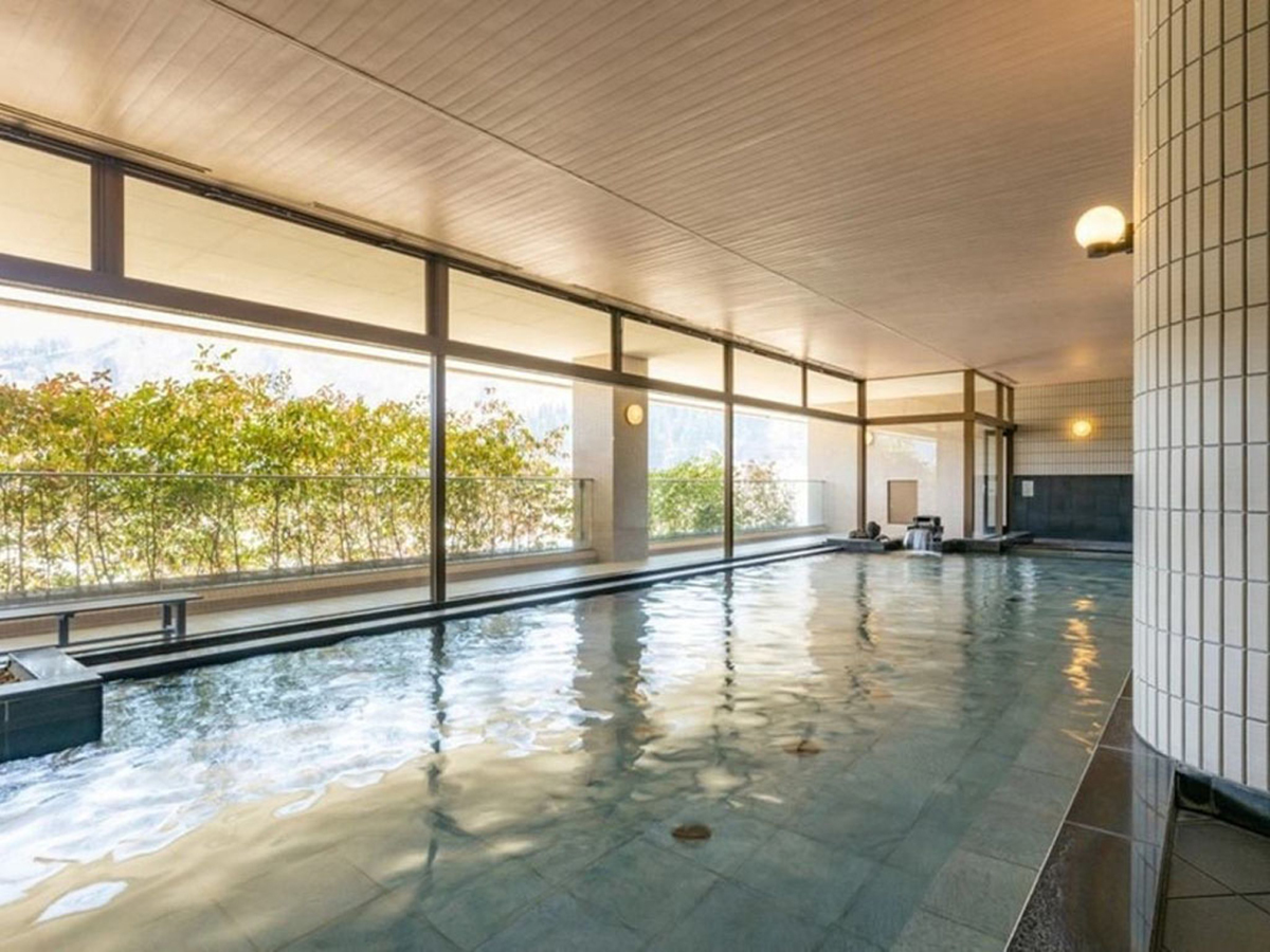 ＮＡＳＰＡニューオータニ ＜夕朝食付＞伝統のローストビーフ＆握り寿司が食べ放題「O's Dining ビュッフェディナー」