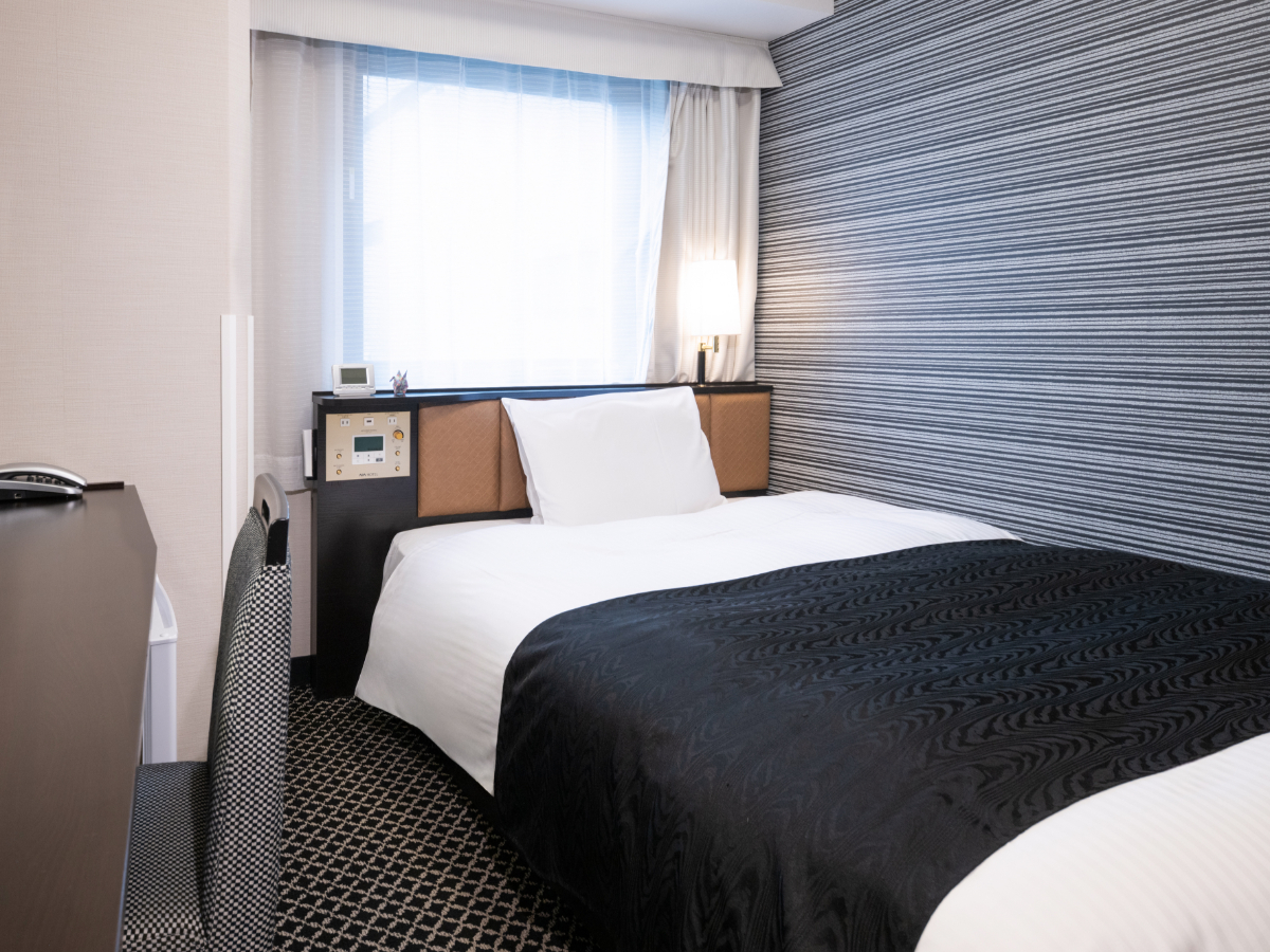 アパホテル＜銀座 新富町駅前北＞ □□禁煙室□□ シングル