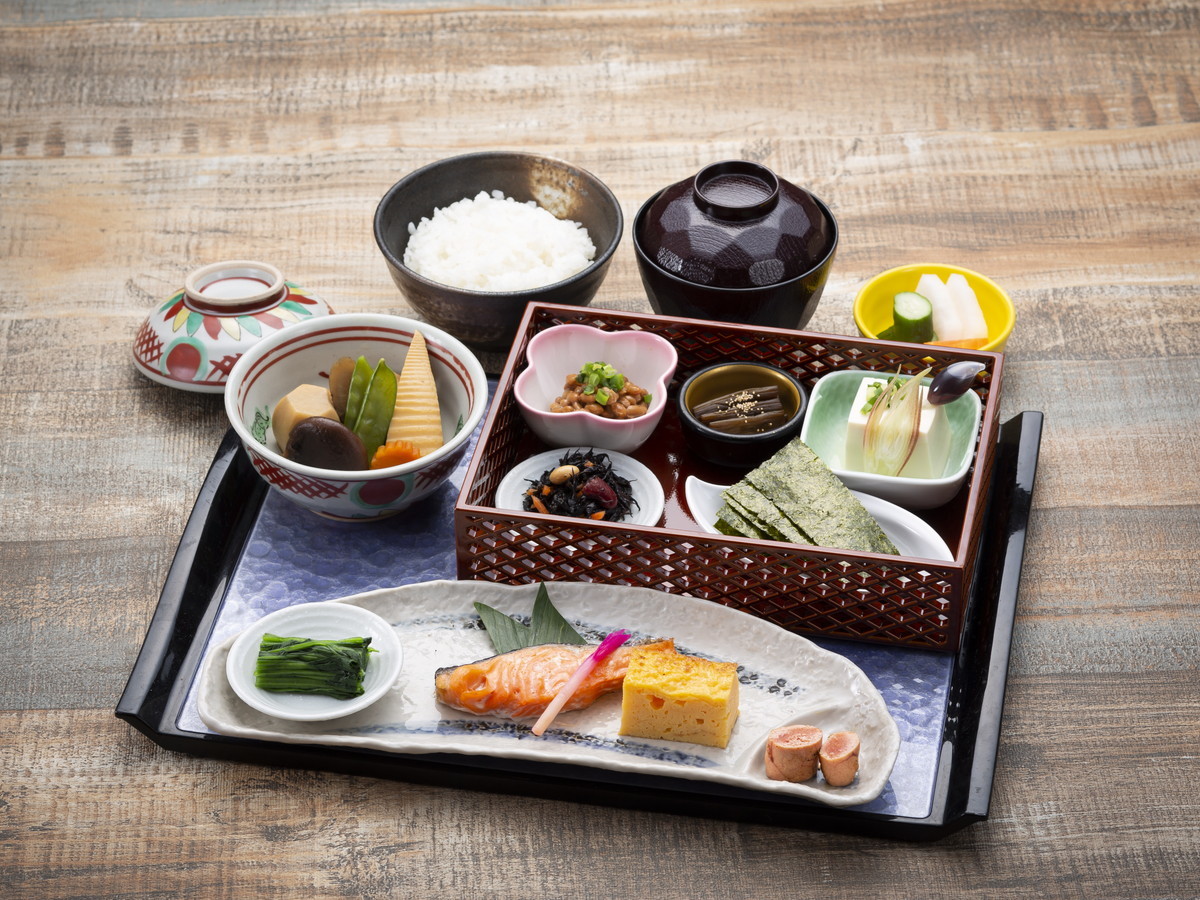 アパホテル〈浅草駅前〉 【朝食付き】6種類から選べる朝食 ● 和食中心のプレートごはん