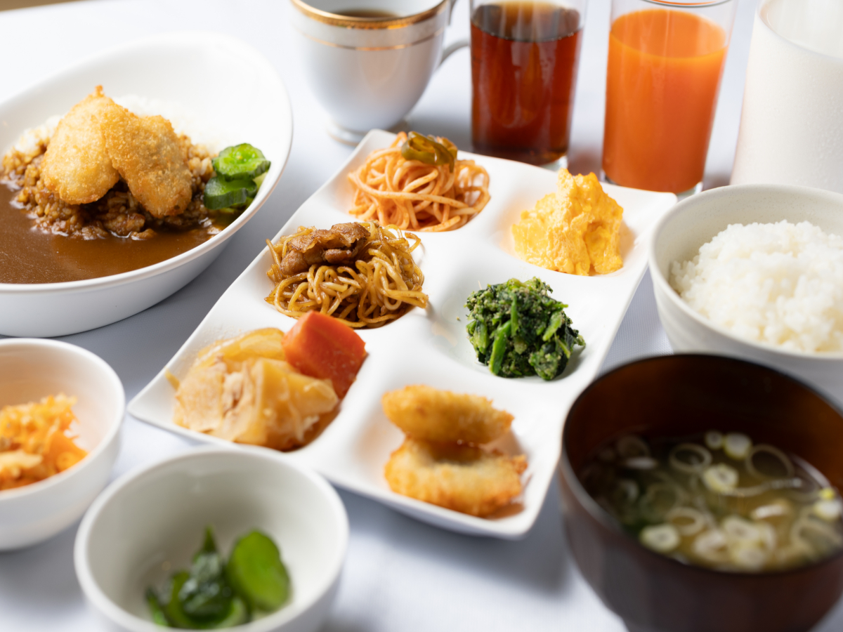 アパホテル＜千葉中央駅前＞ 【無料朝食付き】千葉中央駅から徒歩3分【アパは映画もアニメも見放題】