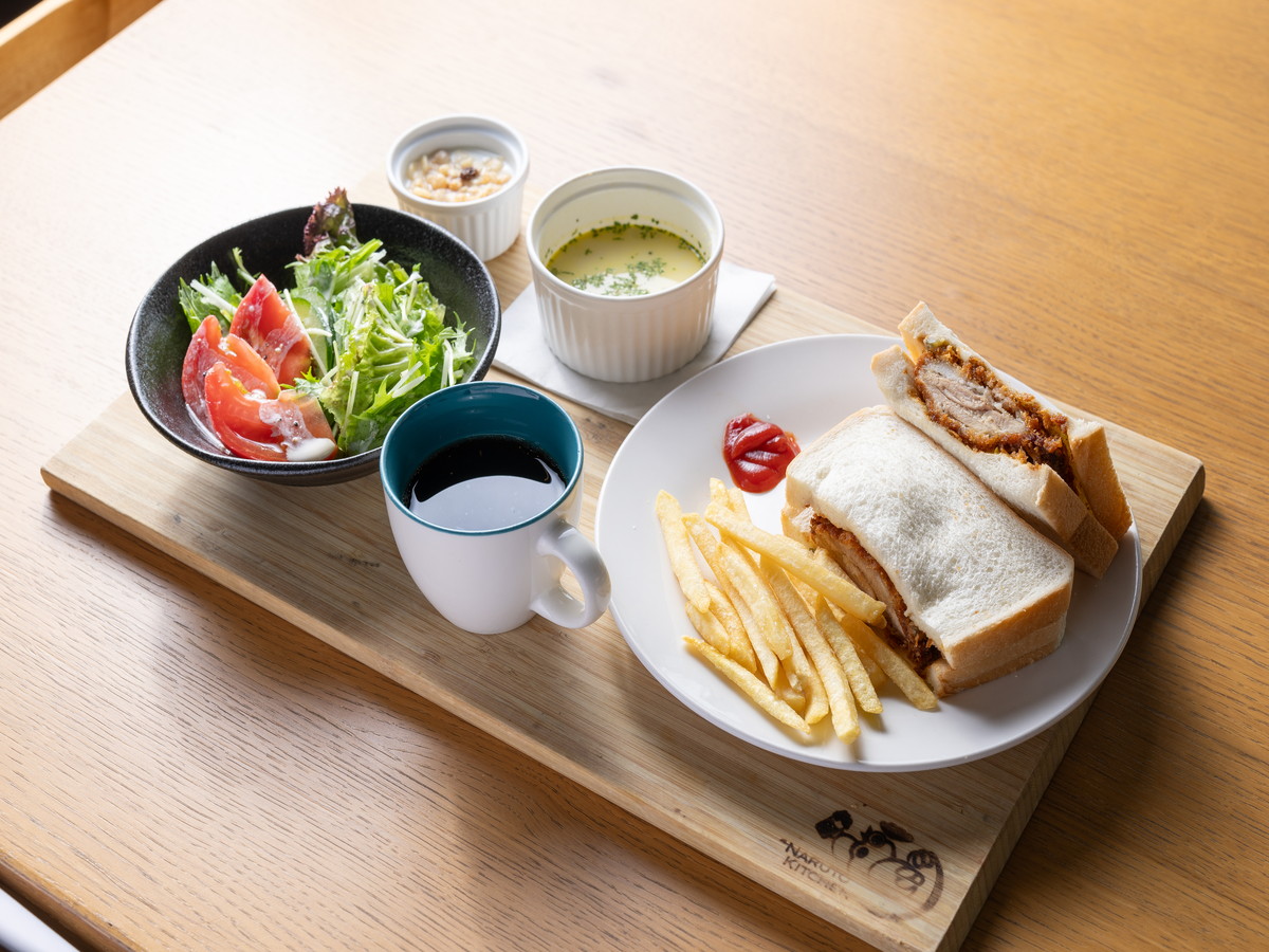 アパホテル＜千葉八千代緑が丘＞ 【朝食付】和・洋から選べる♪日替わりセットメニュー♪　天然温泉大浴場完備