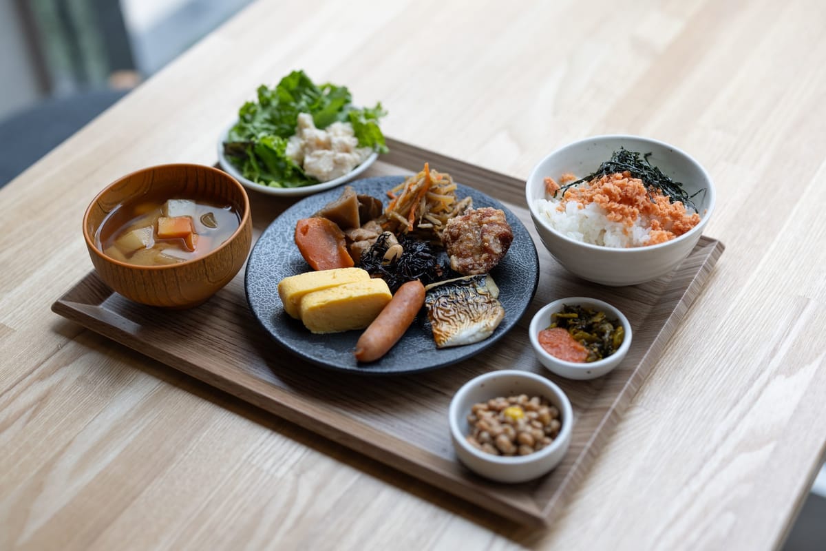 アパホテル<八丁堀駅前> 【朝食付き】日替わりのおばんざいと季節の食材を使った和食ビュッフェ