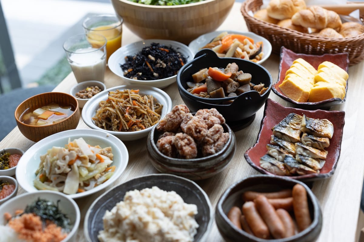 アパホテル<八丁堀駅前> 【朝食付き】日替わりのおばんざいと季節の食材を使った和食ビュッフェ