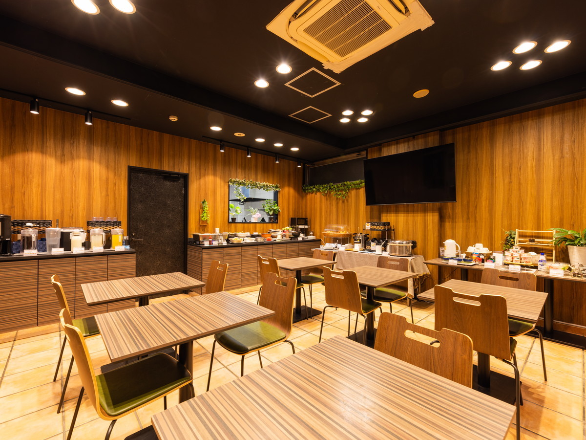 アパホテル＜博多駅前４丁目＞ 【朝食バイキング付】一日のはじまりはおいしい朝食から。30種類の和洋バイキング形式