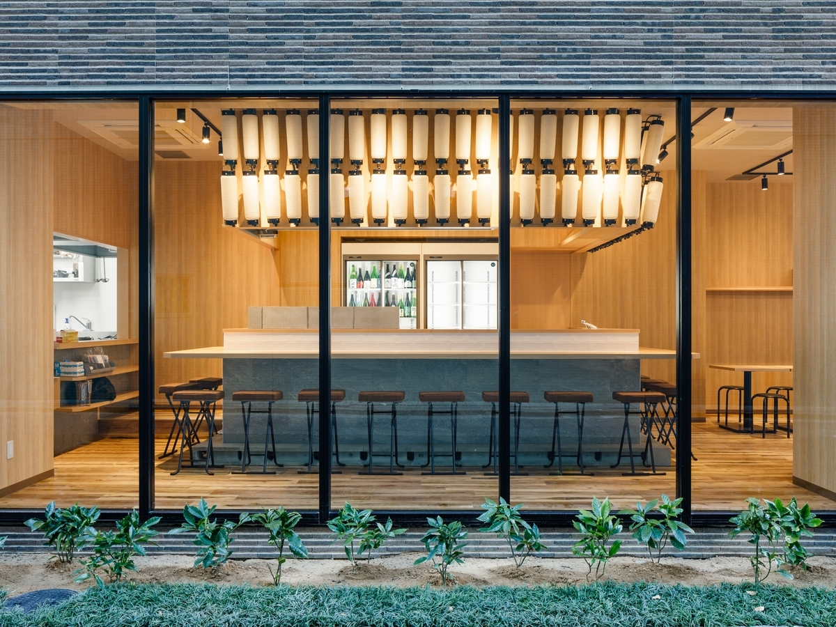 アパホテル＜博多祇園駅前＞ 【朝食ビュッフェ付き】 ■和洋ビュッフェ ■炉端パンチ ニシヤマ ■福岡名物のもつ鍋や明太子が食べ放題