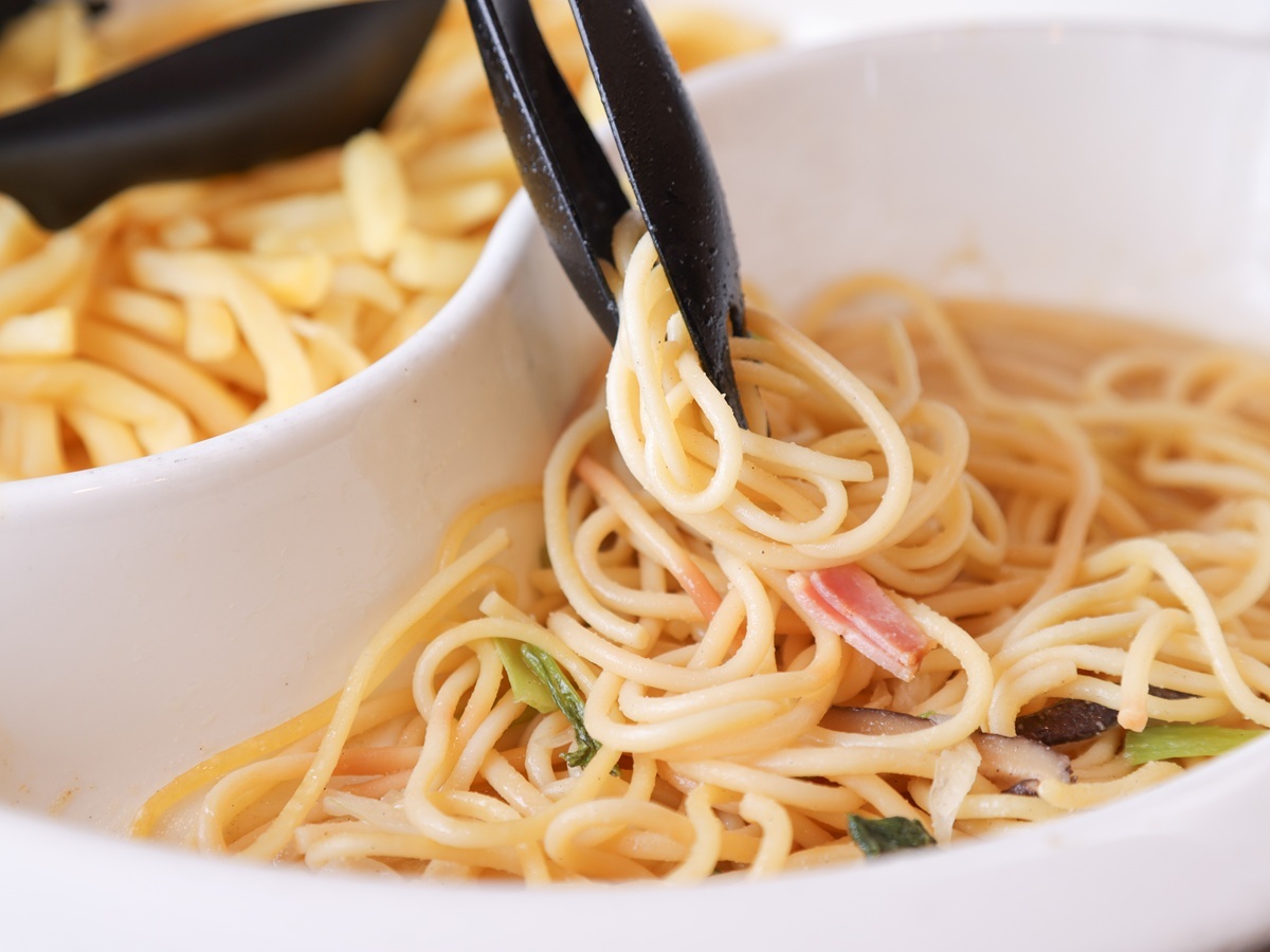 アパホテル＜博多駅前２丁目＞ 【朝食付き】博多明太子やスパゲッティを朝から堪能！食後のコーヒー持ち帰り可能！