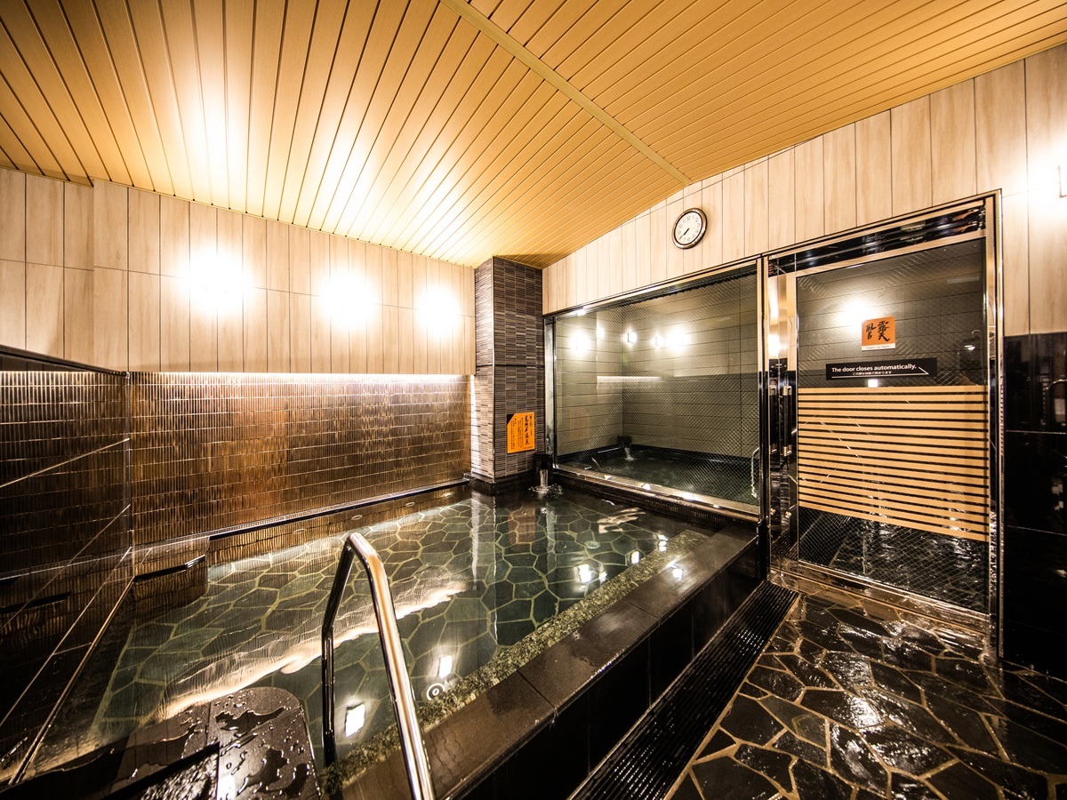 アパホテル＜博多駅筑紫口＞ 【素泊まり】博多駅(筑紫口)徒歩4分！※セントラル棟に大浴殿完備