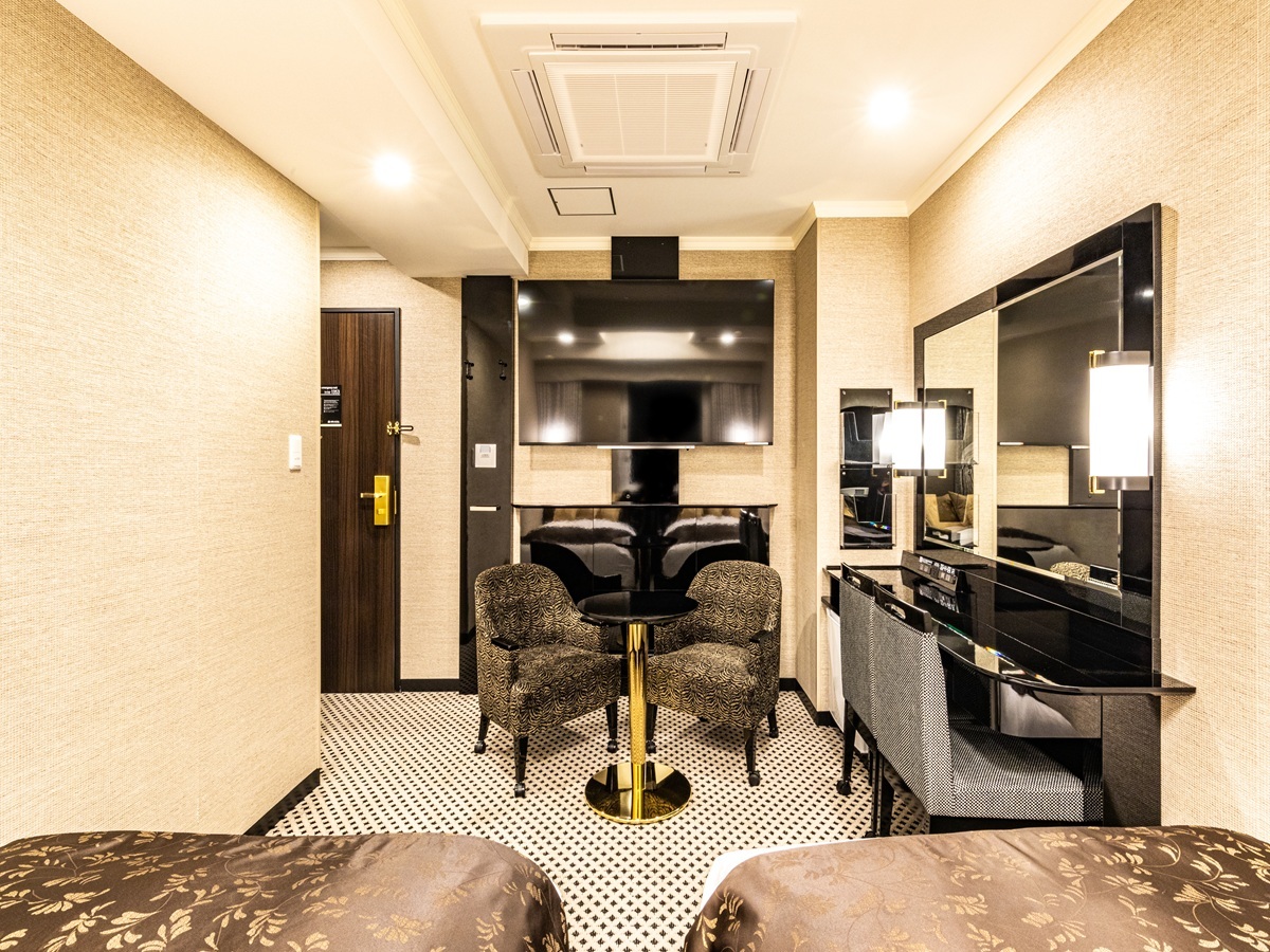 アパホテル＜博多駅筑紫口＞ 【ウエスト棟】デラックスツイン 禁煙室◆ベッド幅110cm×2台　大浴殿は別館