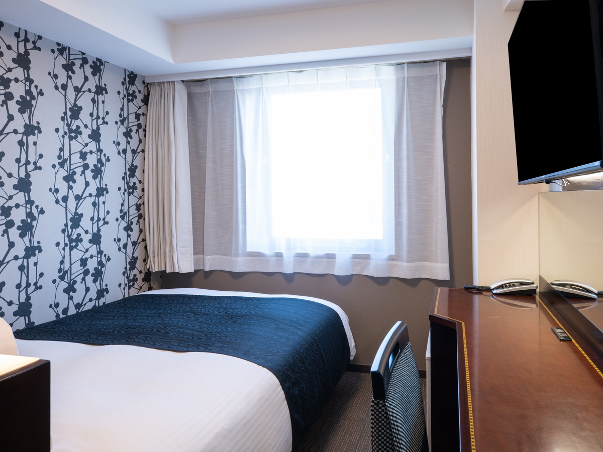 アパホテル＜羽田 穴守稲荷駅前＞ □□　禁煙室　□□　シングル