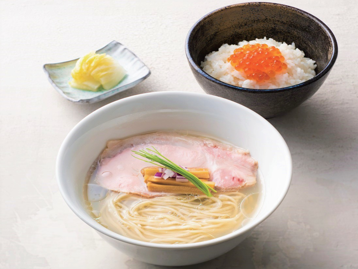 アパホテル＜池袋駅北口＞ 【朝食付】//人気ラーメン店//中華蕎麦セットor出汁茶漬けセットから選択可能！
