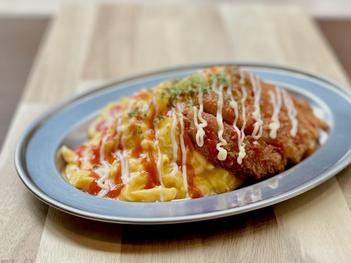 アパホテル＜金沢中央＞ 【朝食ビュッフェ付き】金沢カレー、加賀棒茶プリンなど約30種類の和・洋ビュッフェ