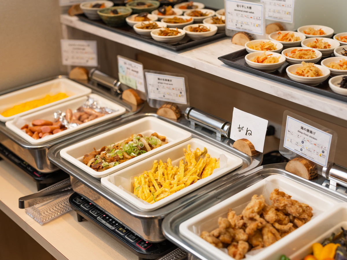 アパホテル＜鹿児島中央駅前＞ 【朝食付き】■約30種類のこだわりビュッフェ■鹿児島の郷土料理「鶏飯」や名産きびなごの南蛮漬け等ご用意