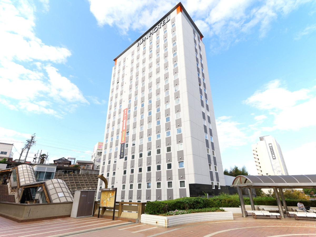 アパホテル＜京成成田駅前＞ 【素泊まり】★コンビニ併設★大浴殿付き（準天然光明石人工温泉)★京成成田駅東口徒歩1分の駅チカ好立地♪