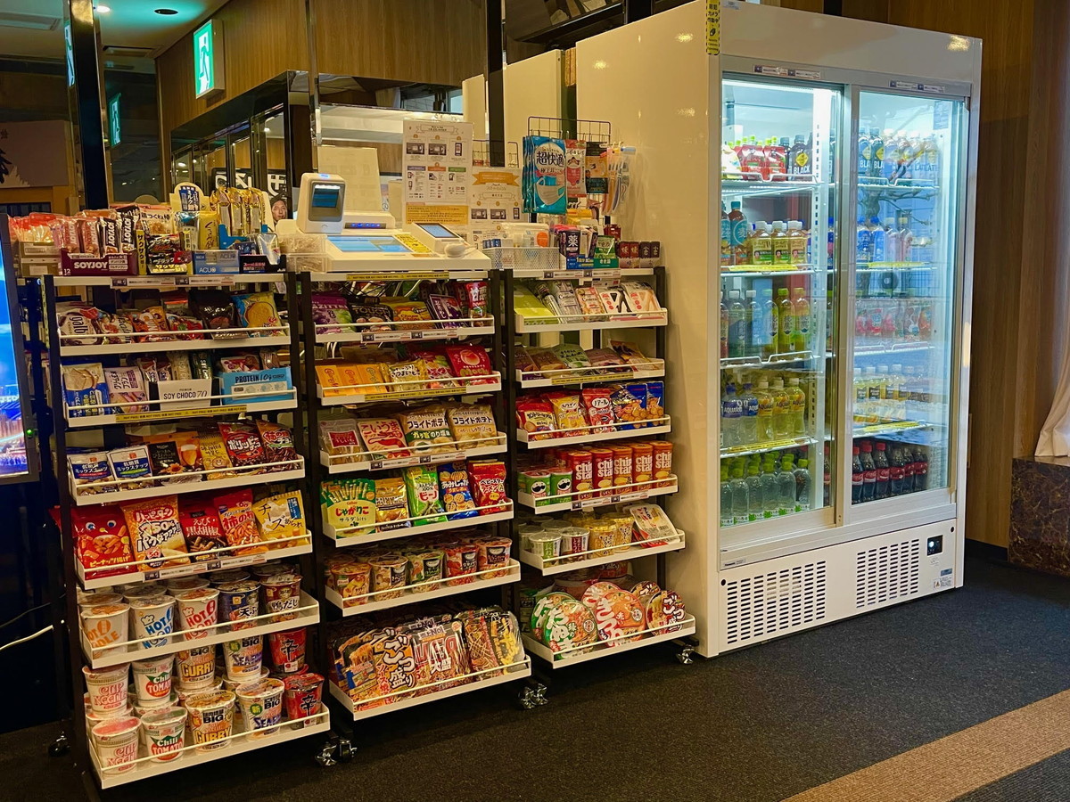 アパホテル<北上駅西> 【素泊まり】北上駅西口から徒歩11分・岩手県内観光の拠点に【アパは映画もアニメも見放題】