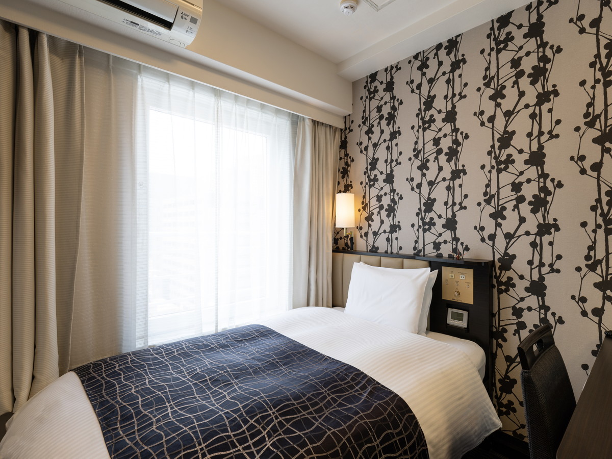 アパホテル＜神戸三宮＞ 【いさな朝食付き】身体にやさしい和の定食〇全室個別空調〇