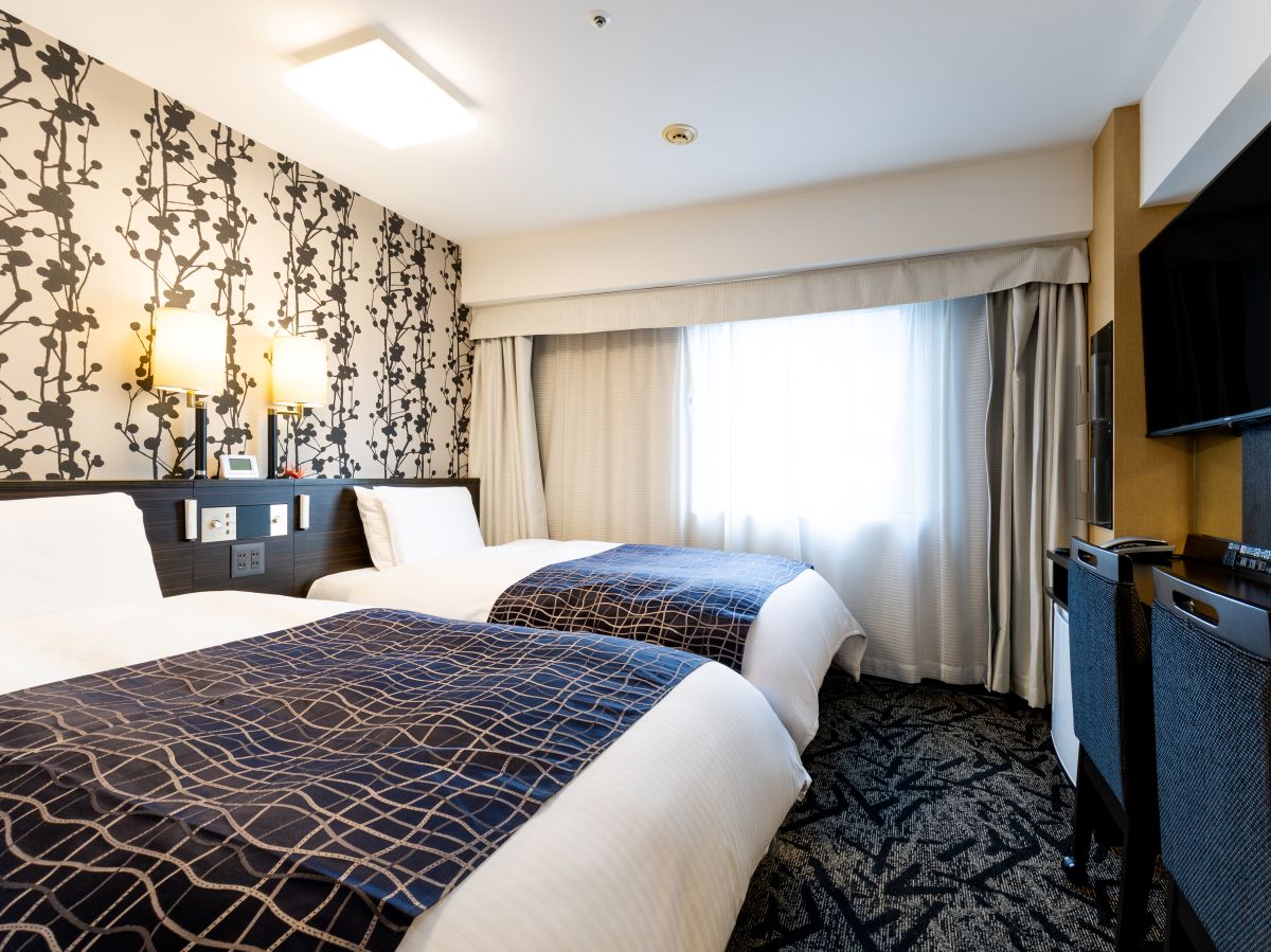 アパホテル＜御堂筋本町駅前＞ ツイン【喫煙可】