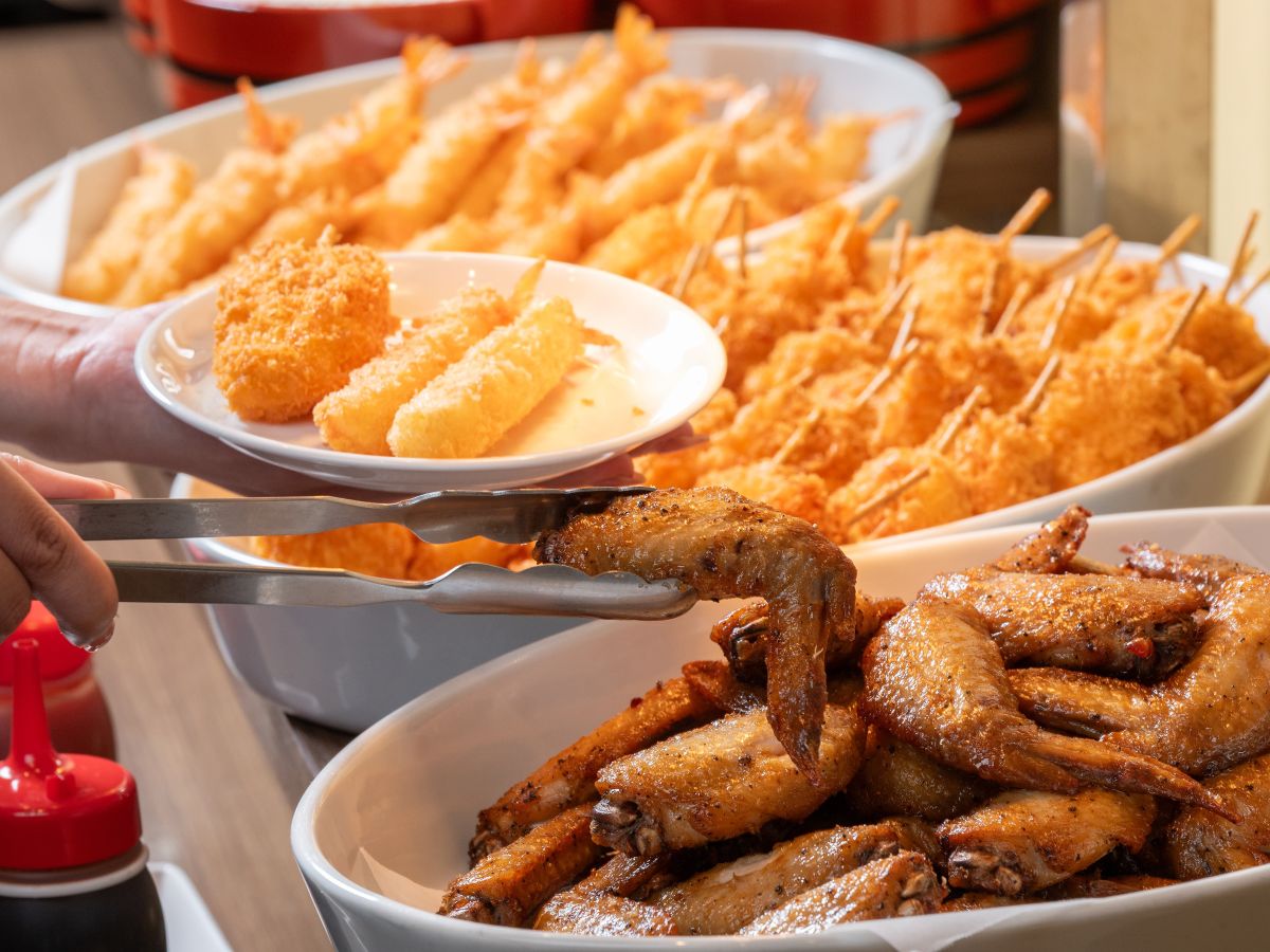 アパホテル＜名古屋駅前＞ 【朝食ビュッフェ付】名古屋めしやアイリッシュ料理を朝から堪能！和洋30種類以上のビュッフェ