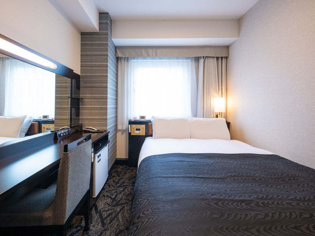 アパホテル＜名古屋駅前＞ ダブルルーム（2名利用）