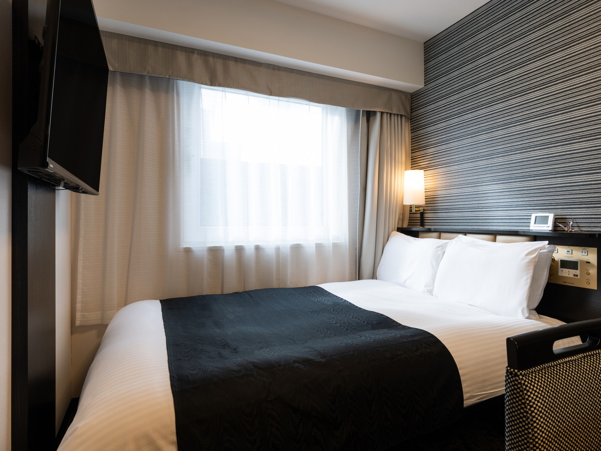 アパホテル＜近鉄奈良駅前＞ クイーンベッドルーム　1ベッド　2名利用　禁煙室