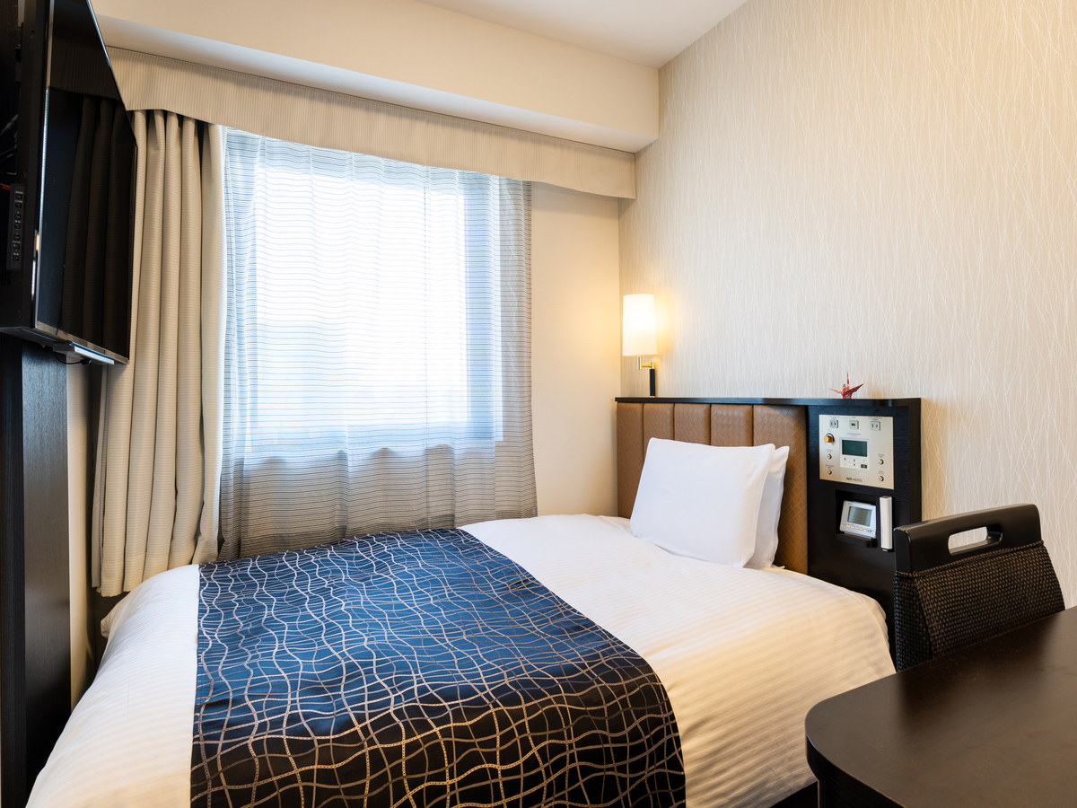 アパホテル＜なんば駅東＞ シングル 禁煙室