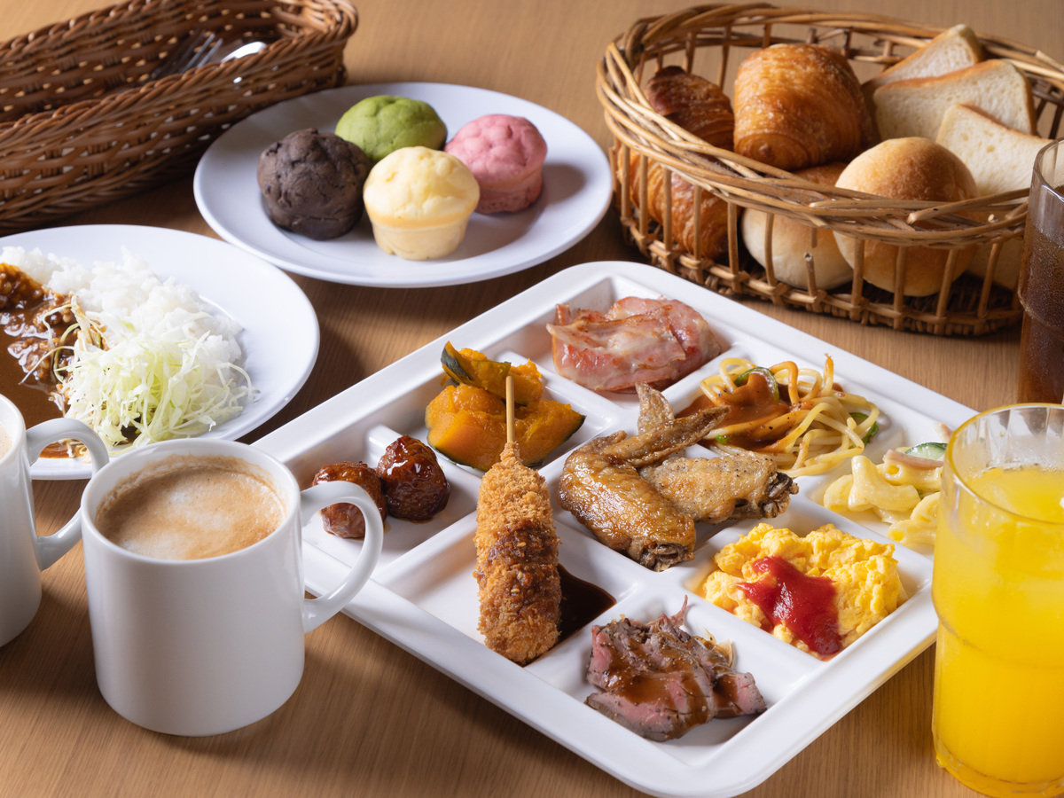 アパホテル<名古屋栄> 【朝食ビュッフェ付】挽きたてモーニング珈琲と豊富な種類のパン