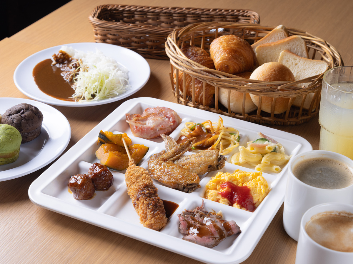 アパホテル＜名古屋栄東＞ 【朝食ビュッフェ付き】アパ社長カレーも食べ放題！