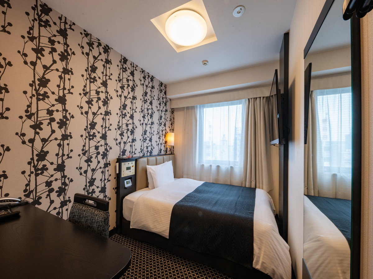 アパホテル<名古屋栄東> □禁煙室□シングル