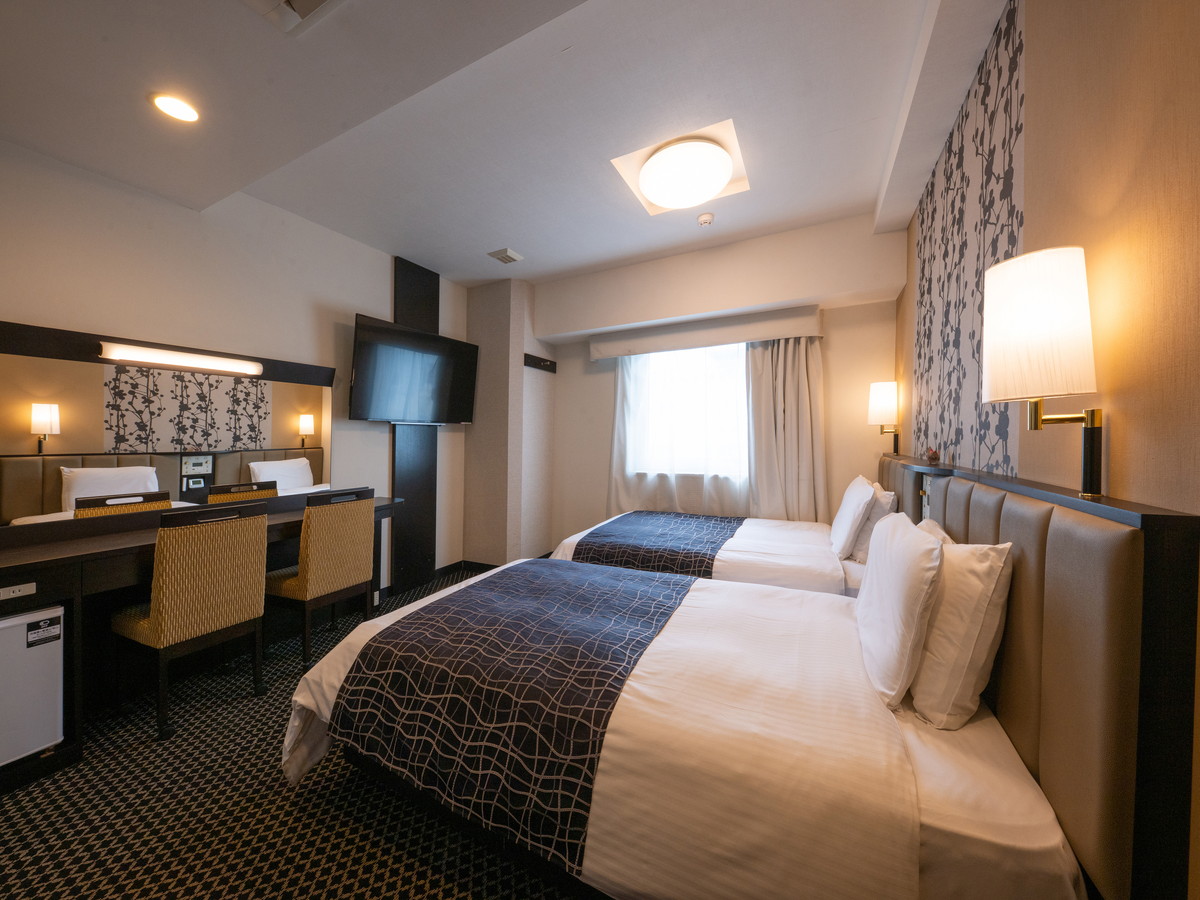 アパホテル<名古屋栄北> ■喫煙可■ツインルーム