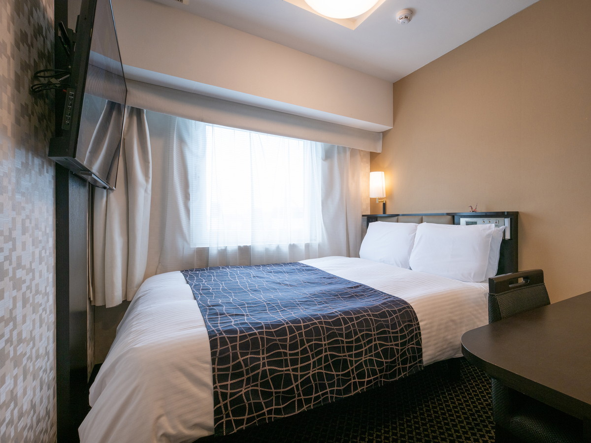 アパホテル＜名古屋栄北＞ ■喫煙可■ダブルルーム