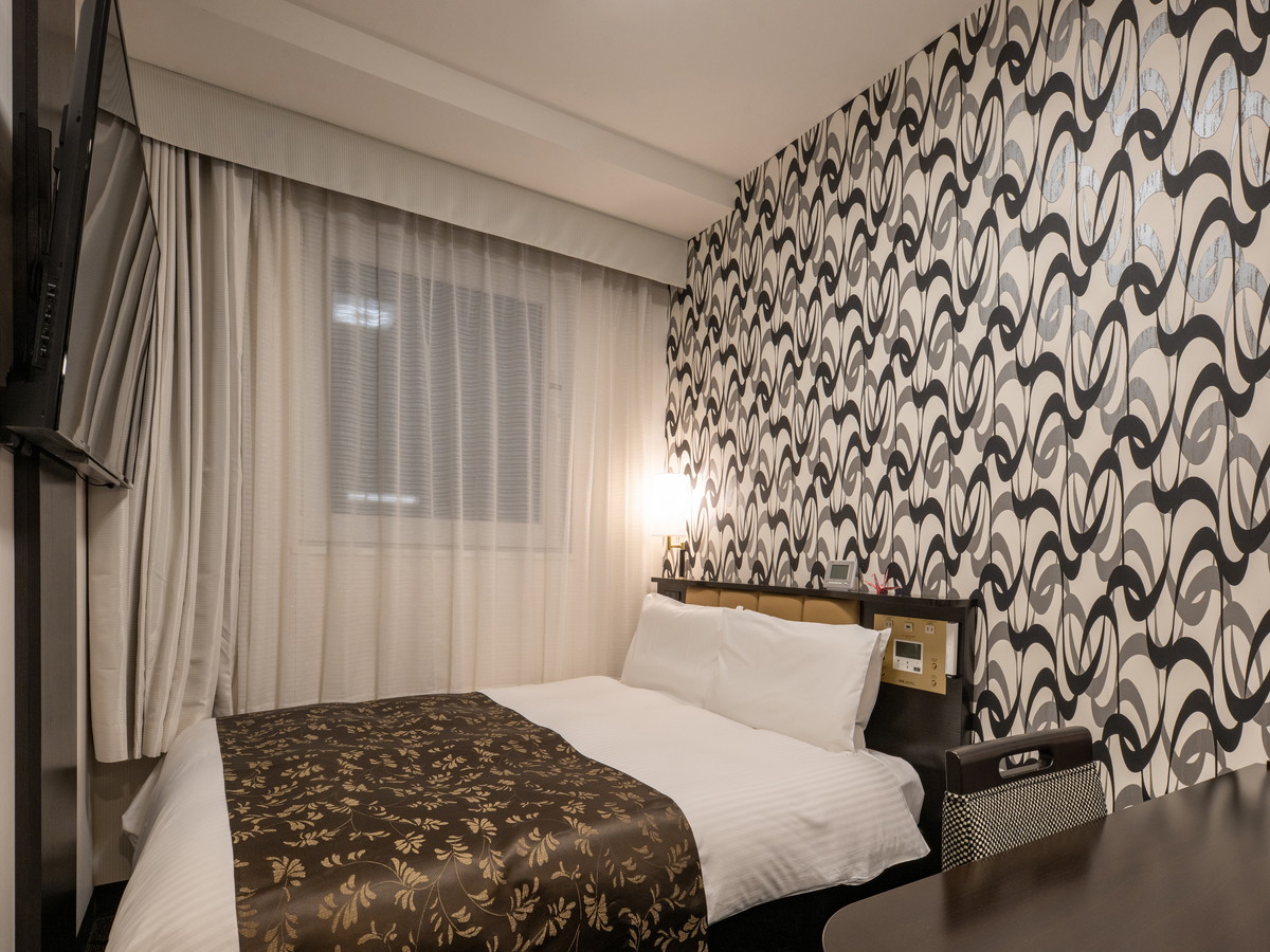 アパホテル〈名古屋駅前北〉 ダブル【禁煙室】