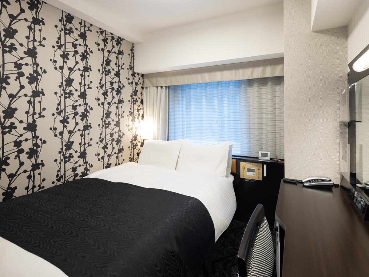 アパホテル＆リゾート＜新潟駅前大通＞ ダブルルーム□禁煙室□