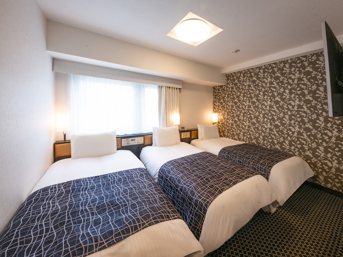 アパホテル＆リゾート＜西新宿五丁目駅前タワー＞ トリプル　禁煙室