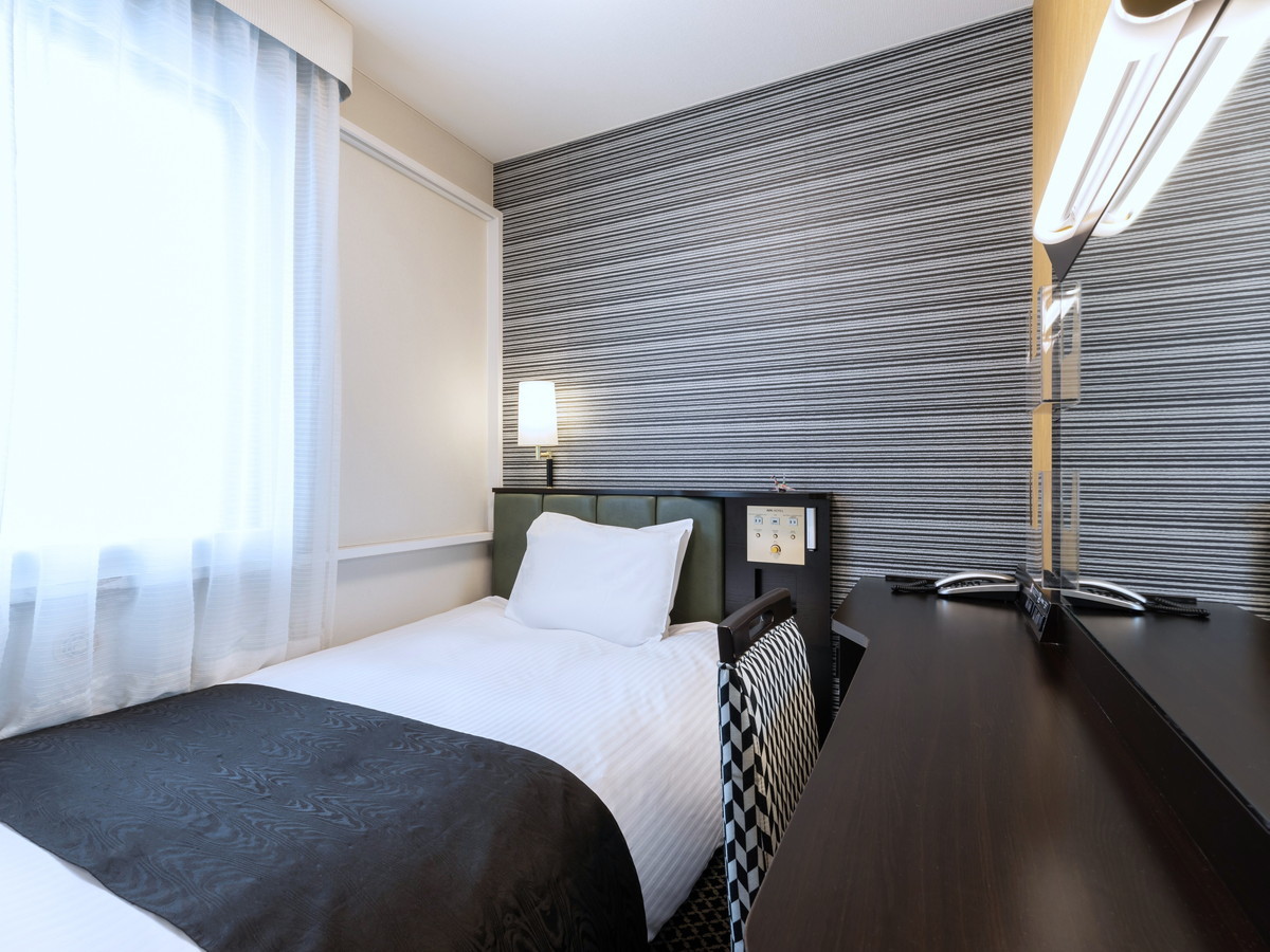 アパホテル＜札幌すすきの駅前＞ シングルルーム　喫煙可