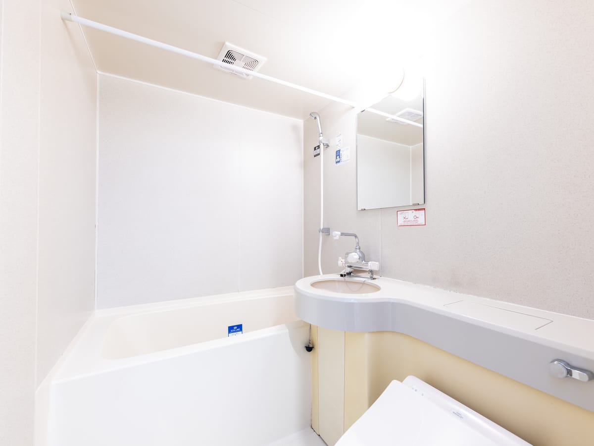 アパホテル<仙台勾当台公園> シングル喫煙可