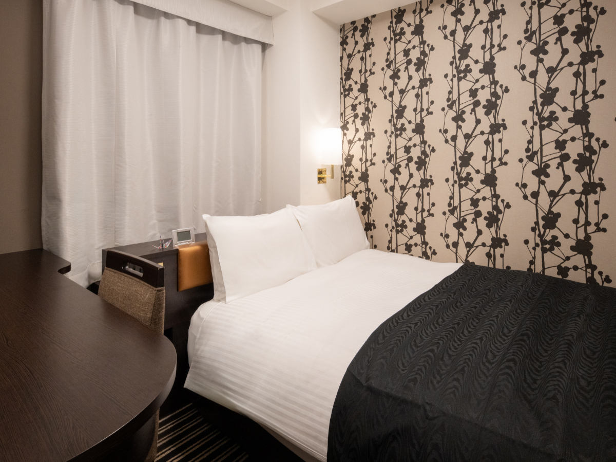 アパホテル〈銀座 新富町駅前〉（旧アパホテル〈新富町駅前〉） □禁煙室□ ダブル