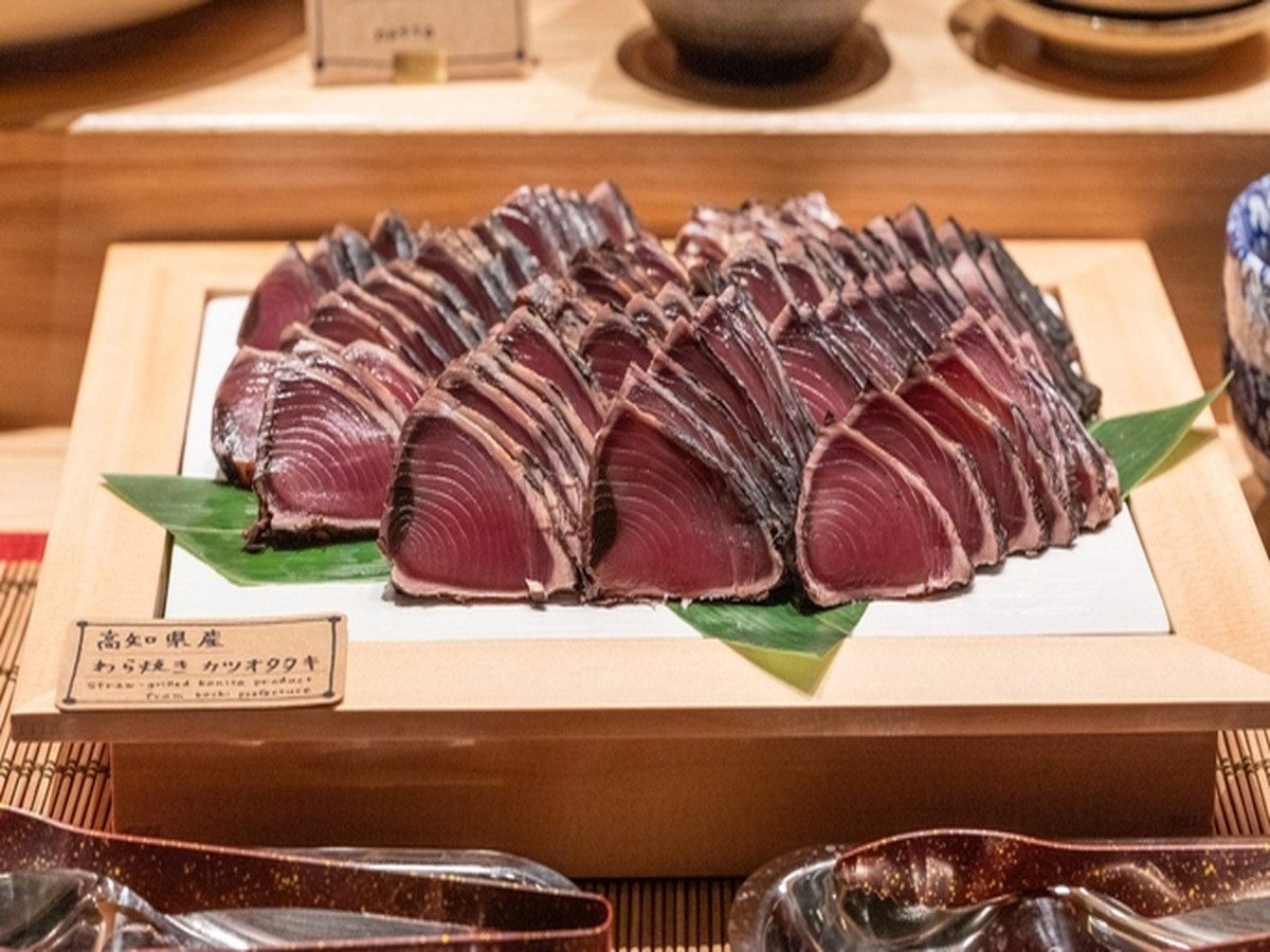 アパホテル〈新大阪駅前タワー〉 【朝食付き】40種類以上の和洋印ビュッフェ♪名物は高知直送カツオのたたき！