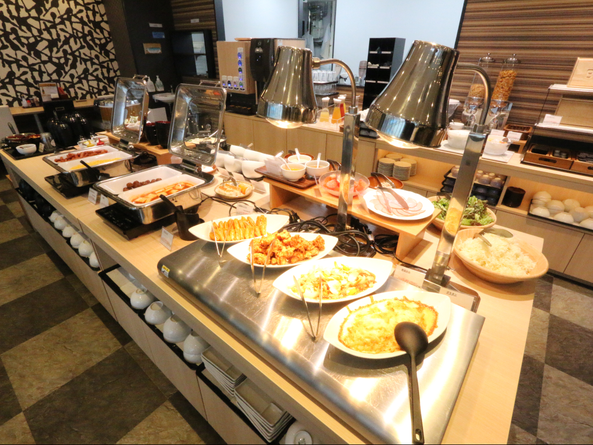 アパホテル<高岡駅前> 【朝食ビュッフェ付き】当館おすすめ!旬の食材を取り入れた和洋中50種類のビュッフェ!