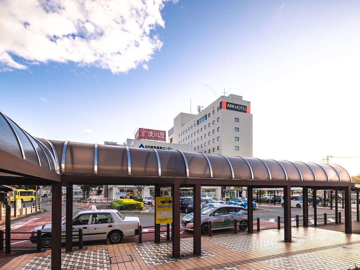 アパホテル＜山形鶴岡駅前＞ 【素泊まり】鶴岡駅すぐ目の前！有名観光スポットまで好アクセス♪【アパは映画もアニメも見放題】