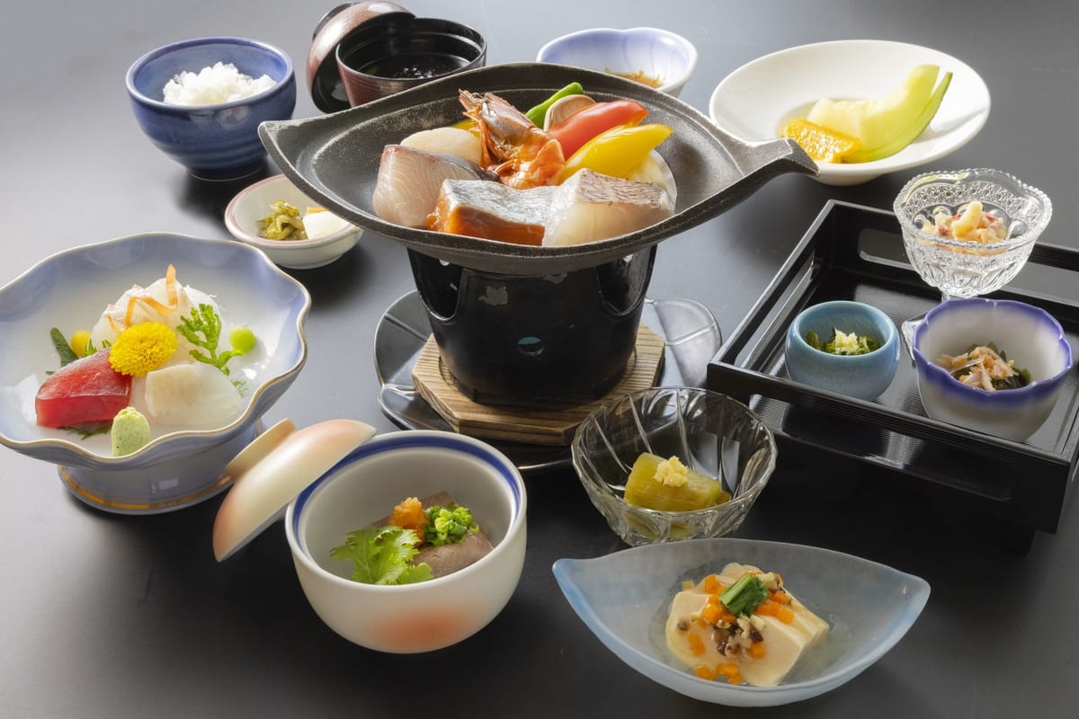 ANAクラウンプラザリゾート安比高原 【2食付／夕食はレストラン選択】岩手・東北の旬食材をふんだんに使ったシェフこだわりディナーと朝食付き