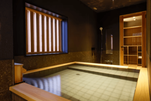 ホテルききょう <ダイナミックパッケージ専用>【 半露天風呂付き客室 】1日1組限定の特別室☆★☆地元漁港から直送の特別室限定豪華メニュー!